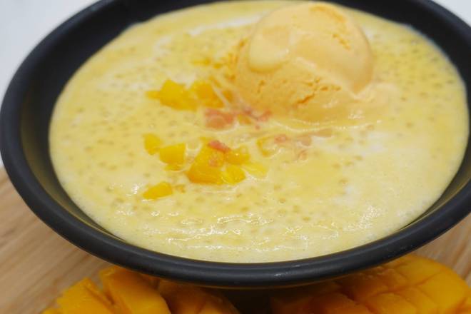 J6. Mango Grapefruit Sago with Ice Cream 雪糕超芒楊枝甘露